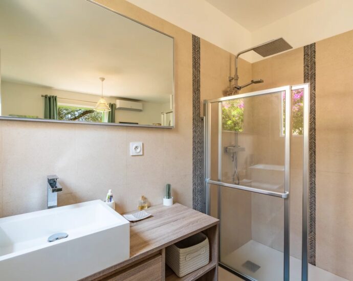 Monticello, villa 4 Chambres, piscine, vue mer, proche plage