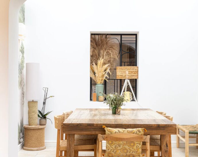 Porto-Vecchio, Villa plain-pied, 4 chambres, proche plage Palombagia, piscine