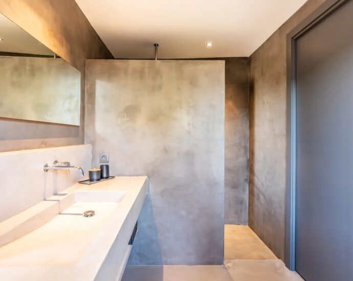 Exclusivité, Domaine de Cala Rossa, La Testa, Propriété exceptionnelle pied dans l&rsquo;eau, 2 villas, 7 chambres, piscine, plage à pied, vue mer panoramique