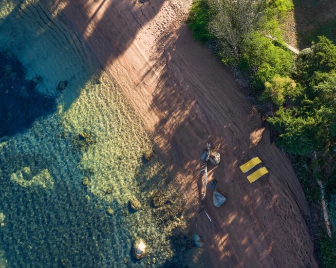 Exclusivité, Domaine de Cala Rossa, La Testa, Propriété exceptionnelle pied dans l&rsquo;eau, 2 villas, 7 chambres, piscine, plage à pied, vue mer panoramique