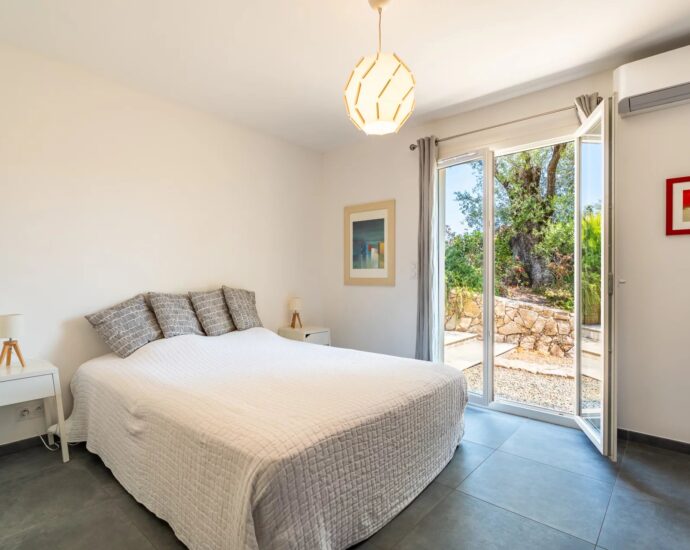 Monticello, villa 4 Chambres, piscine, vue mer, proche plage