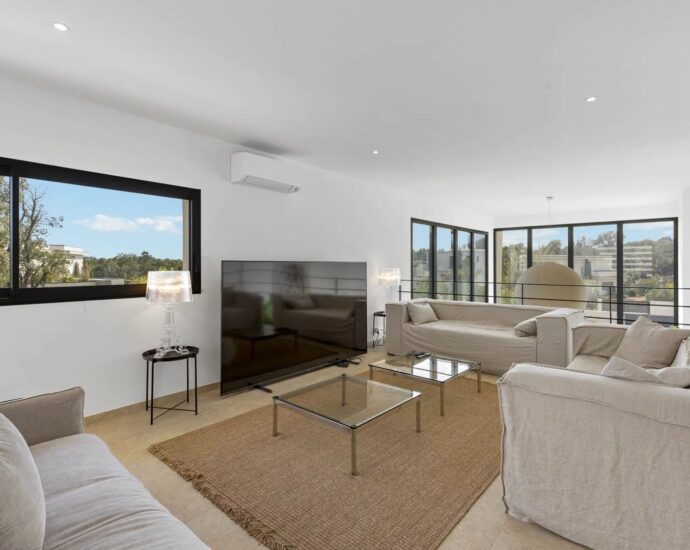 Porto-Vecchio, Arasu, Saint-Cyprien, villa d’architecte, 7 chambres, piscine, plage à pieds