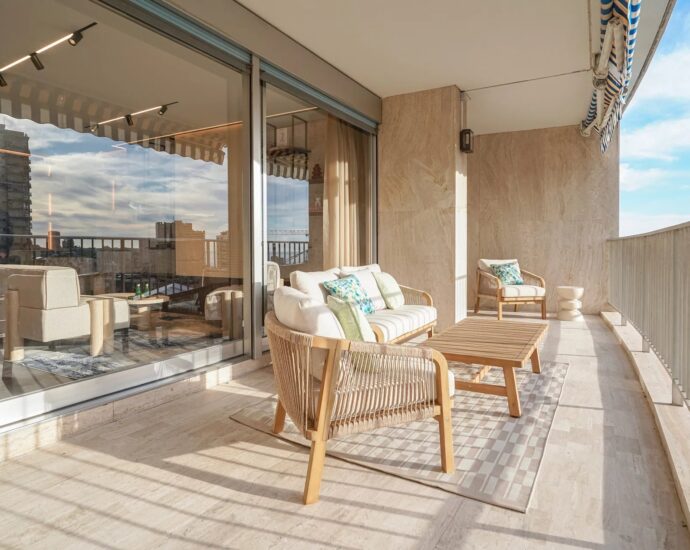 Monaco, Château Perigord I, Appartement vue mer, 4 pièces, meublé, terrasse, parking, proche commodités
