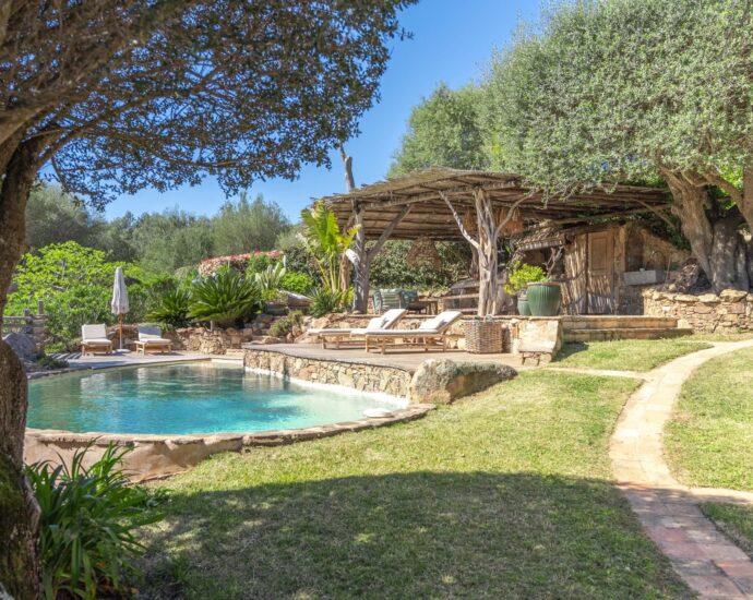 Porto-Vecchio, Piccovaggia, Villa type bergerie, 4 chambres, domaine privé, proche plage
