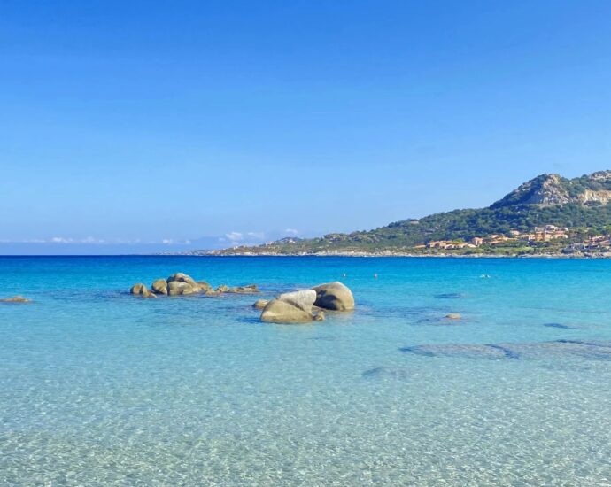 Lumio, villa, 7 chambres, vue mer, plage à pied