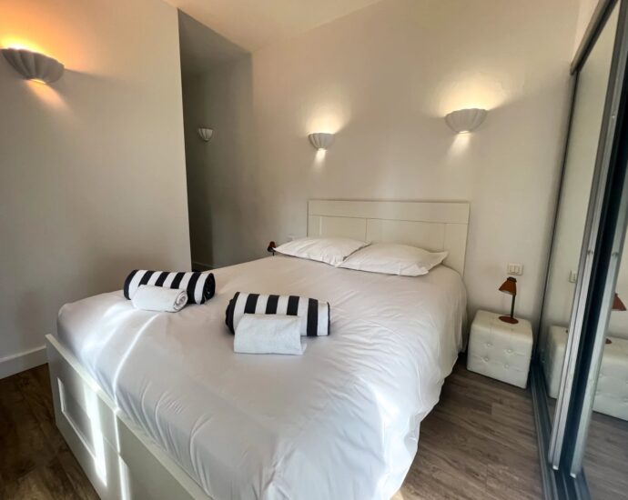 Porto-Vecchio, Domaine de Cala Rossa, appartement 1 bedroom, nearby the beach, Les arcades RL125
