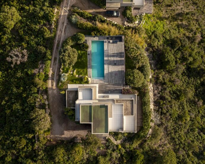 Exclusive listing, Tarco, Sea view, Villa, 8 bedrooms, heated swimming pool, fitness room, close to the beach