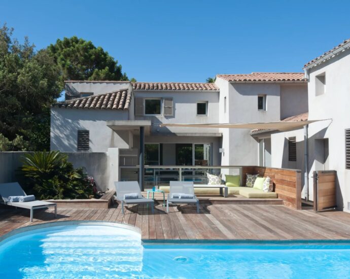 Porto-Vecchio, Domaine de Cala Rossa, villa 7 chambres, piscine, plage à pied