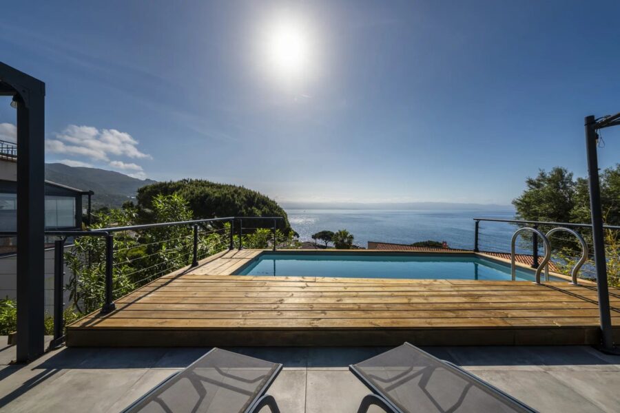 Ajaccio, Exclusivité, Villa, 5 chambres, vue mer panoramique, piscine, plage à pieds