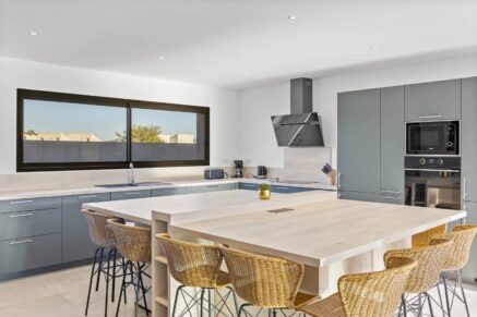 Mora dell Onda, Saint-Cyprien , Villa de plain-pied, 6 chambres, piscine, proche plage