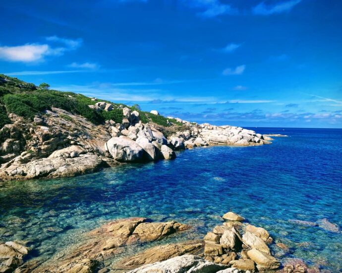 Lumio, villa, 7 chambres, vue mer, plage à pied