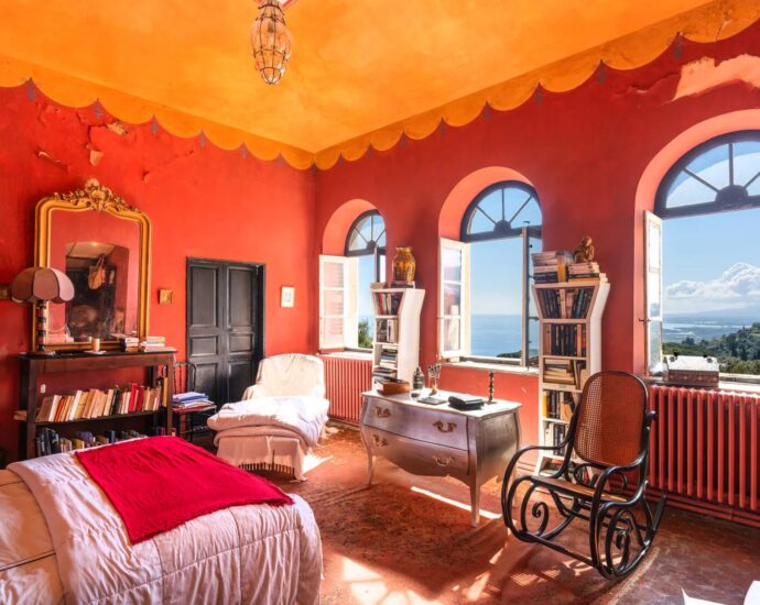 Bastia, Maison de maître, vue mer panoramique, 4 chambres, piscine, proche plages et centre-ville