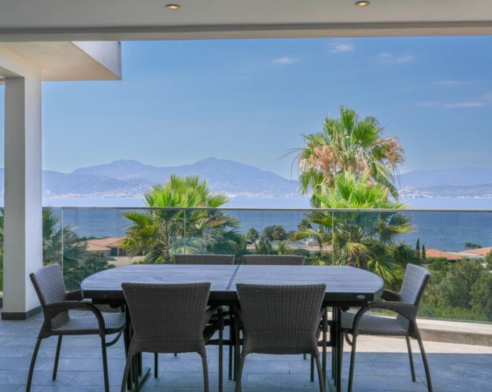 Porticcio, Rive-Sud d&rsquo;Ajaccio, Appartement,  3 Chambres, vue mer panoramique
