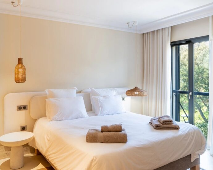 Porto-Vecchio, Centre-ville, Appartement avec vue mer, 3 chambres, terrasse, proche plage