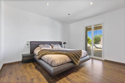 Villa 4 Bedrooms – Swimming pool – Panoramic sea and mountain view