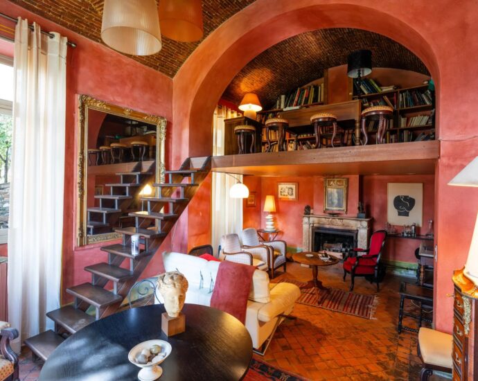 Bastia, Maison de maître, vue mer panoramique, 4 chambres, piscine, proche plages et centre-ville