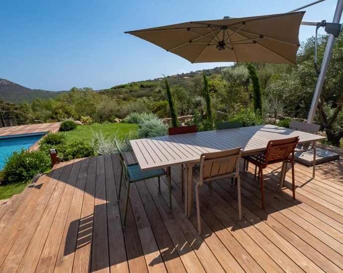 Porto-Vecchio, Precojo, 2-Bedroom Villa with Heated Pool, Near Santa Giulia Beach, with Open Views