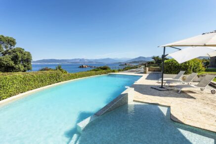 Porticcio, Isolella Peninsula, Waterfront Villa, 7 Bedrooms, Pool, Walking Distance to Beach, Panoramic Sea View