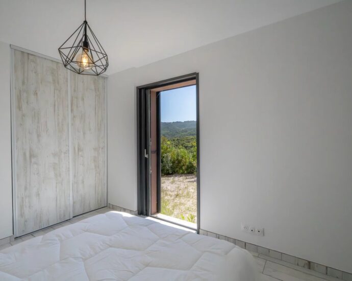 Porticcio, Rive Sud d&rsquo;Ajaccio, Villa,  7 pièces,  4 Chambres