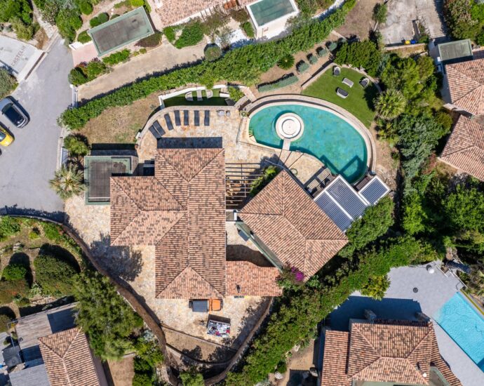 Lumio, villa, 7 chambres, vue mer, plage à pied