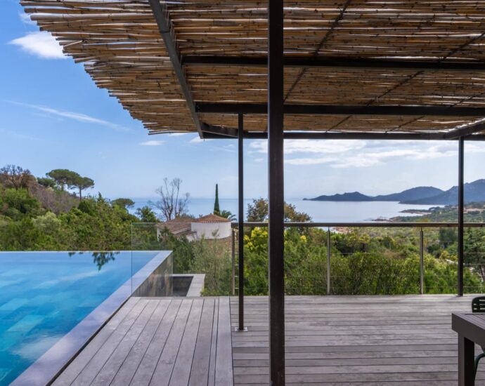 Porto-Vecchio, Palombaggia, Villa vue mer panoramique, 4 chambres, piscine, plage à pied