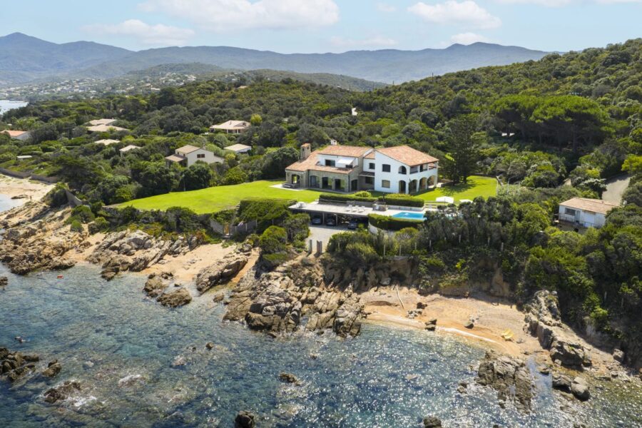 Porticcio, Isolella Peninsula, Waterfront Villa, 7 Bedrooms, Pool, Walking Distance to Beach, Panoramic Sea View