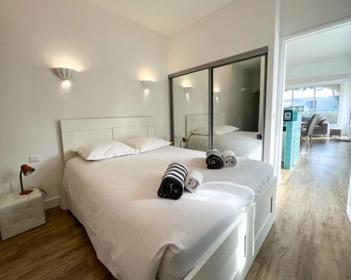 Porto-Vecchio, Domaine de Cala Rossa, appartement 1 bedroom, nearby the beach, Les arcades RL125