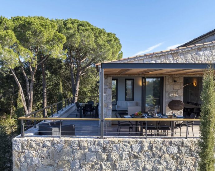 Porto-Vecchio, Domaine de Cala Rossa, villa 8 chambres, piscine et plage à pied