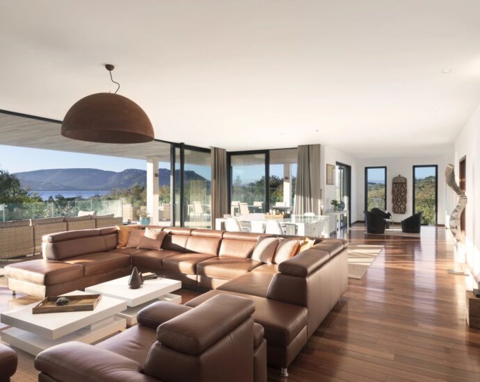 Porto Vecchio, Cala Rossa, villa 7 Chambres, piscine, plage à pied, vue mer