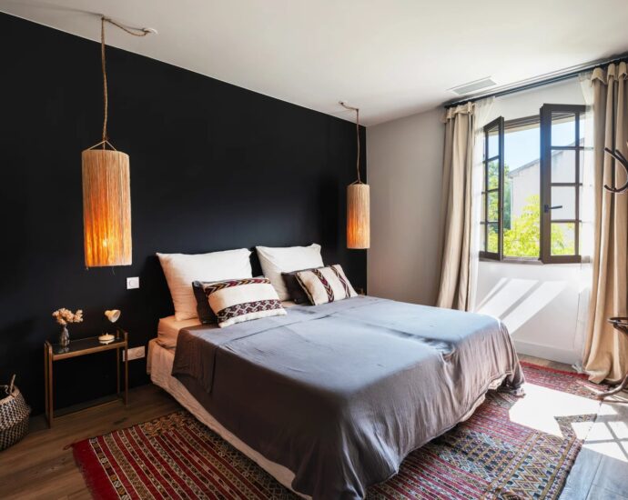 Saint Florent. Villa 6 chambres. piscine. proche plage et centre-ville