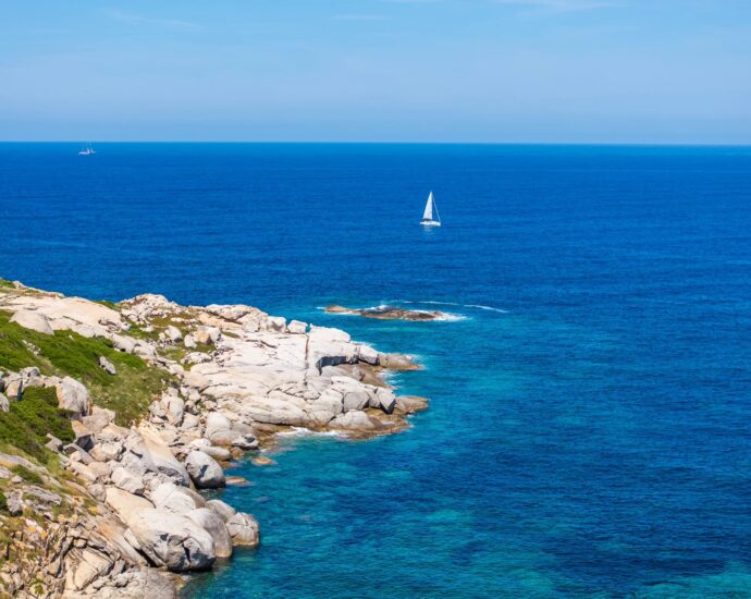 Lumio, villa, 7 chambres, vue mer, plage à pied