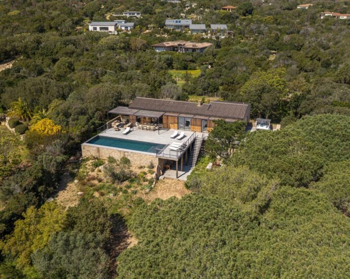 Pianottoli Caldarello, Villa, Walking distance to the beach, 6 bedrooms, Swimming pool