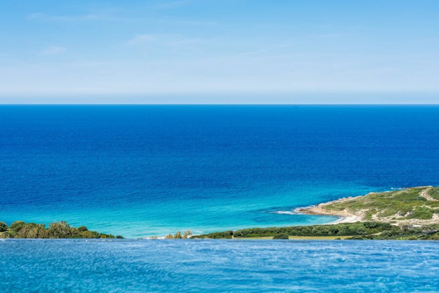 Corbara , 4-Bedroom Villa with Infinity Pool, Stunning Sea Views, Close to the Beach