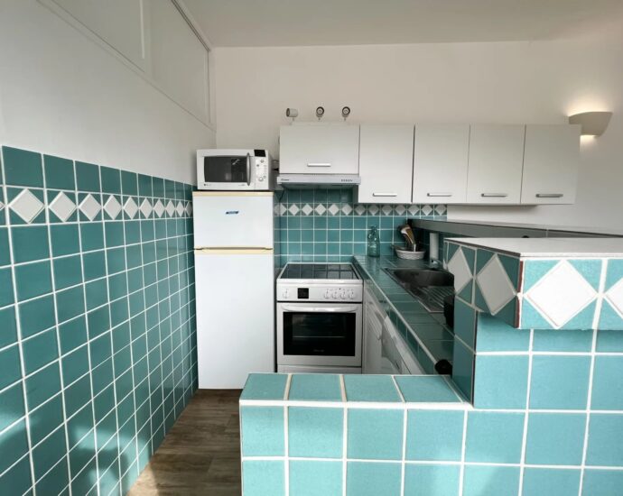 Porto-Vecchio, Domaine de Cala Rossa, appartement 1 bedroom, nearby the beach, Les arcades RL125