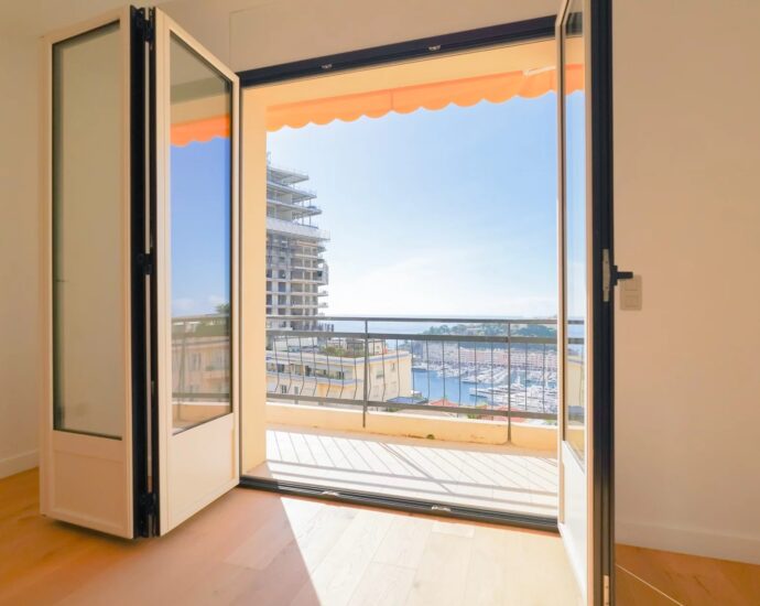 Monte Carlo, Le Shakespeare, Appartement vue mer et sur le Rocher, 2 chambres, proche commodités