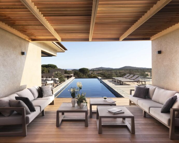 Domaine privé – Pinarello, Villa de 5 chambres, vue mer, piscine à débordement, proche plage