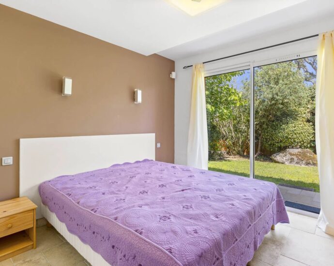 Exclusive, Carpalone, 4 Bedrooms, Swimming Pool, Near the Beach