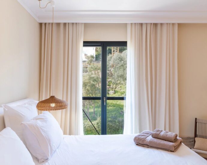 Porto-Vecchio, Centre-ville, Appartement avec vue mer, 3 chambres, terrasse, proche plage