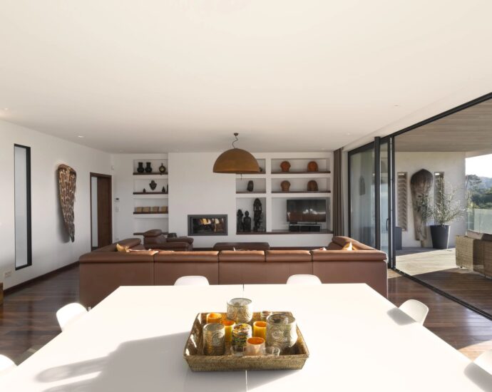 Porto Vecchio, Cala Rossa, villa 7 Chambres, piscine, plage à pied, vue mer