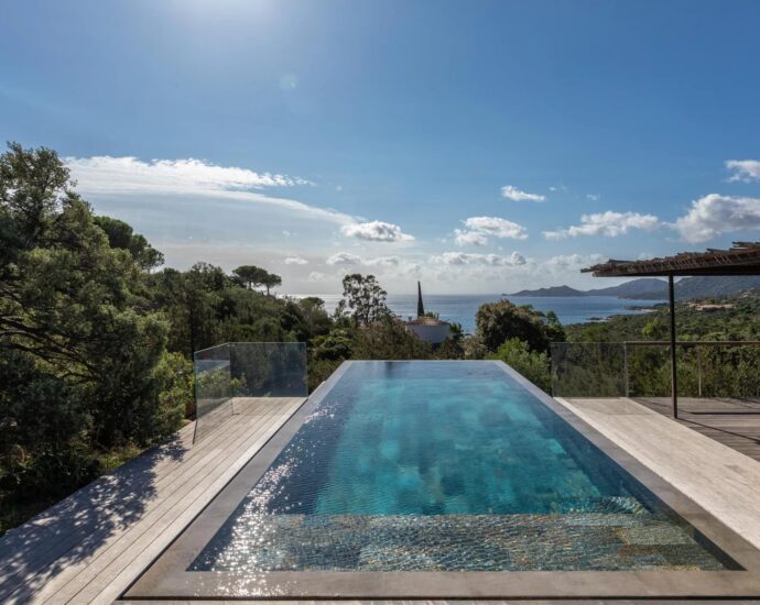 Porto-Vecchio, Palombaggia, Villa vue mer panoramique, 4 chambres, piscine, plage à pied