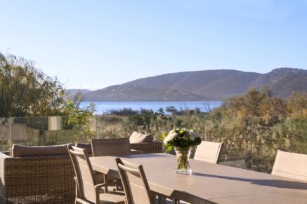 Porto Vecchio, Cala Rossa, villa 7 Chambres, piscine, plage à pied, vue mer