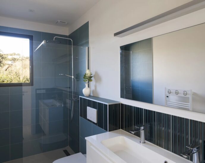 Domaine privé – Pinarello, Villa de 5 chambres, vue mer, piscine à débordement, proche plage