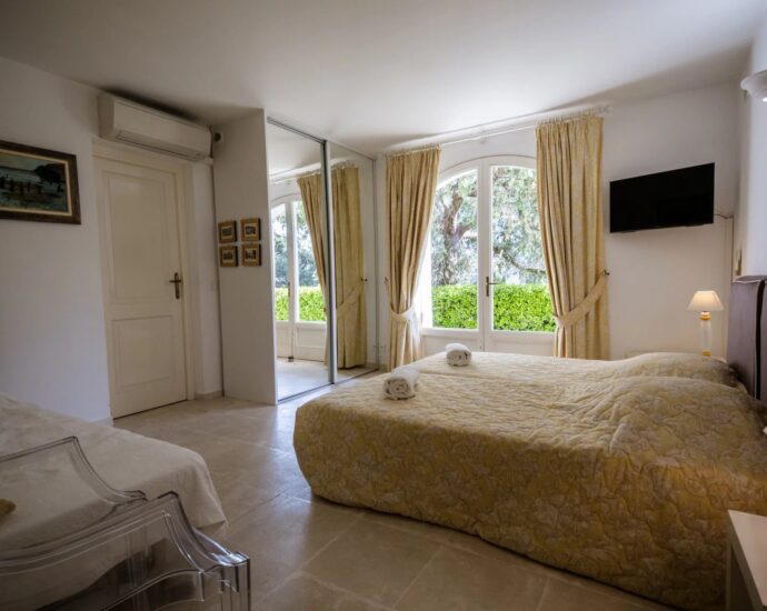 Cala Rossa, Benedettu, Villa vue mer panoramique, 6 chambres, piscine, plage à pied