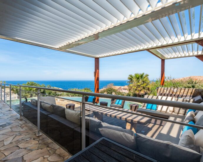 Lumio, villa, 7 chambres, vue mer, plage à pied