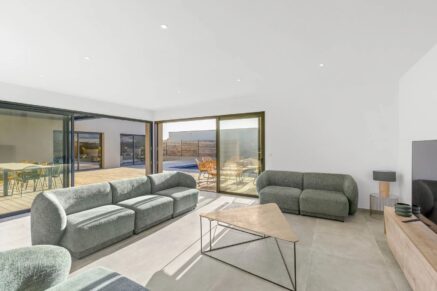 Mora dell Onda, Saint-Cyprien , Villa de plain-pied, 6 chambres, piscine, proche plage