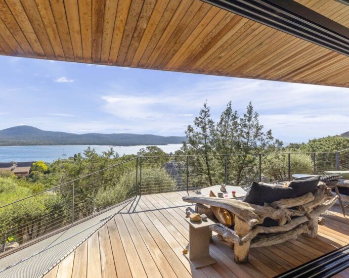 Pianottoli-Caldarello, Villa, Sea View, 5 Bedrooms, Swimming Pool