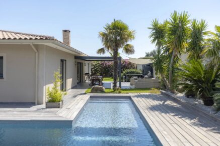 Villa Sainte Lucie de Porto Vecchio, near beach and river.