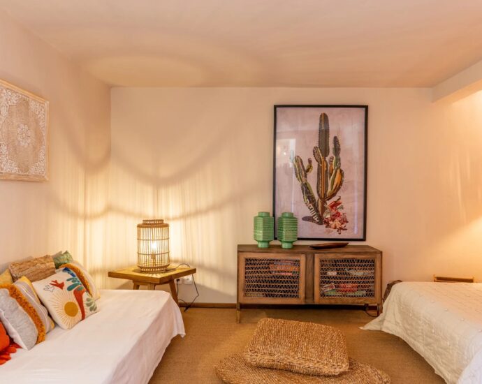 Porto-Vecchio, Piccovaggia, Villa type bergerie, 4 chambres, domaine privé, proche plage