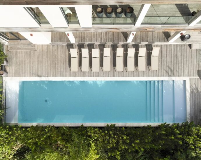 Porto Vecchio, Cala Rossa, villa 7 Chambres, piscine, plage à pied, vue mer