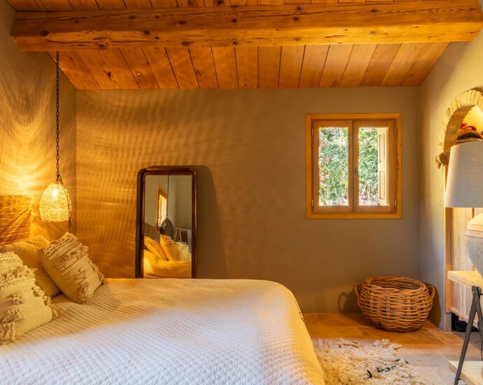Porto-Vecchio, Piccovaggia, Villa type bergerie, 4 chambres, domaine privé, proche plage